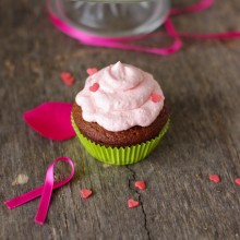 cupcakes au chocolat et topping framboise