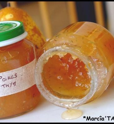Confiture de poires au thym, fait maison.