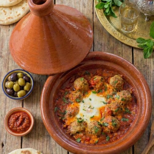Tajine de kefta aux œufs, cuisine marocaine