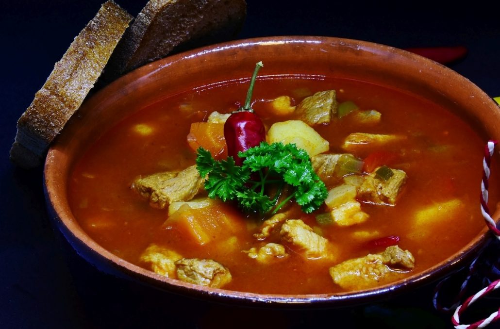 Chorba au poulet et langues d'oiseau - Recette marocaine