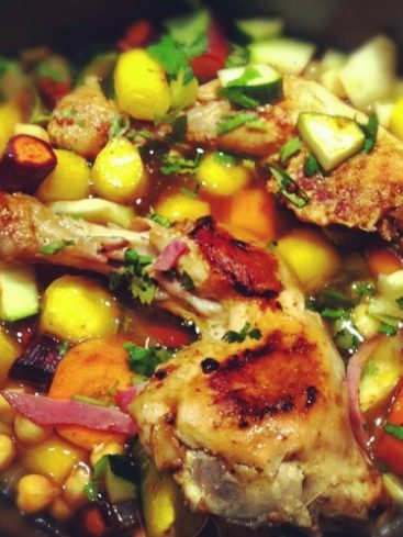 Tajine de poulet aux légumes colorés