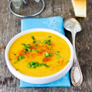 Soupe de patates douces et lait de coco