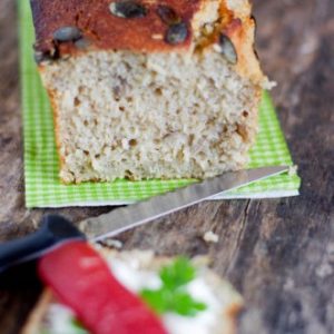 Pain aux graines de courge et tartine
