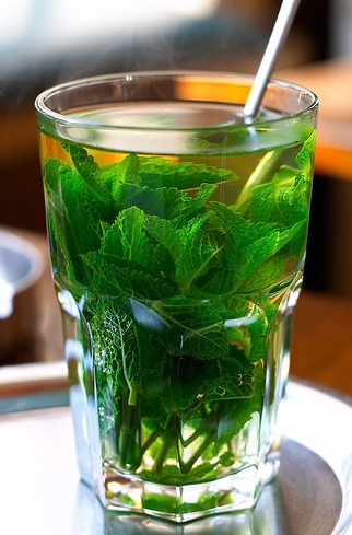 Recette de thé glacé à la menthe