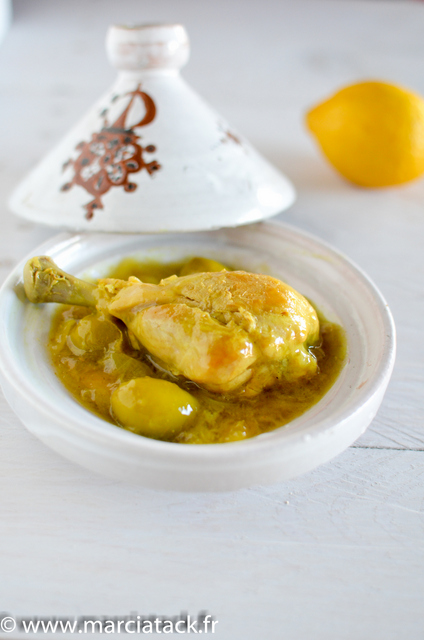 Recette de tajine de poulet au citron confit et olive