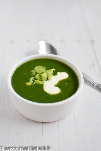 Recette de la soupe aux epinards frais