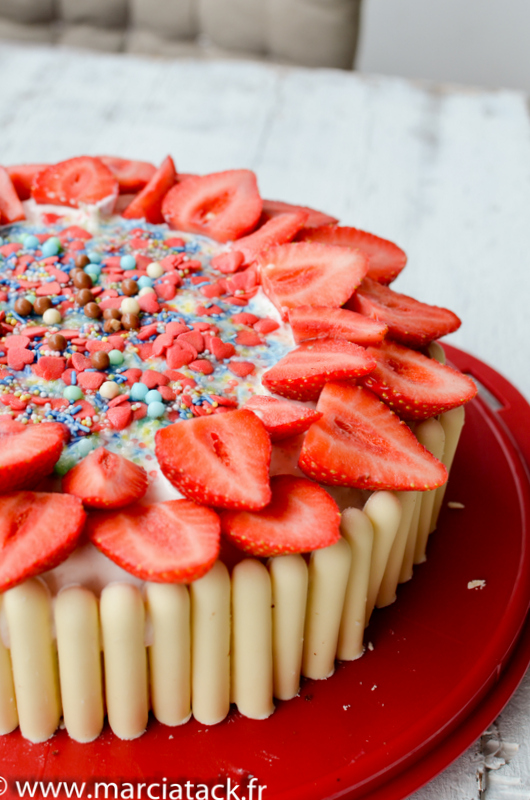 layer cake au fraises