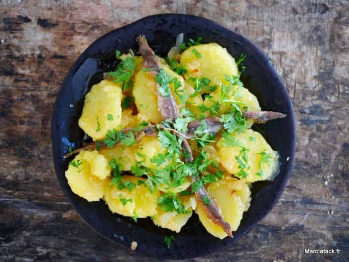 Salade de pommes de terre aux anchois - Recette facile