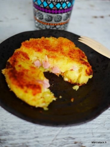 Galette de pommes de terre farcie au jambon