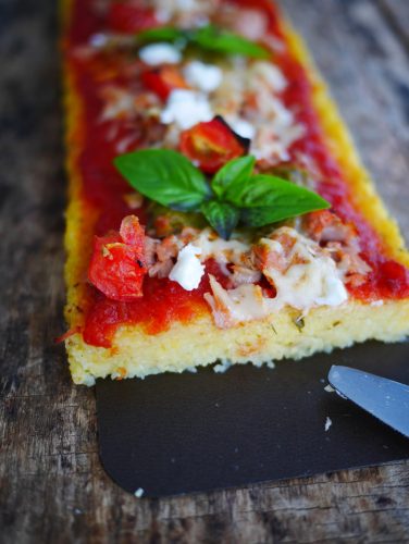 recette tarte à la polenta façon pizza