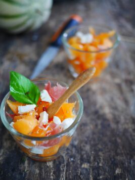 Verrines de melon, jambon cru et feta