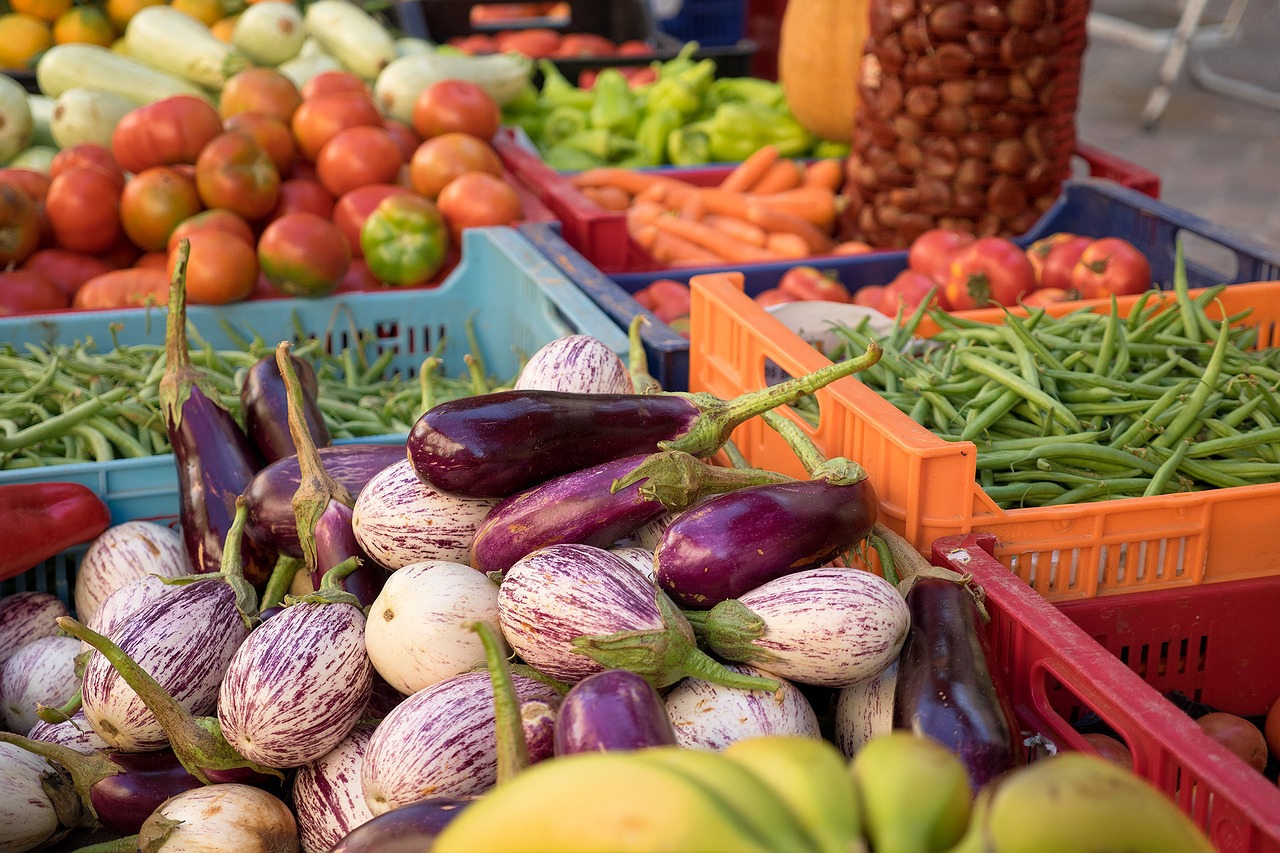 un marché au légumes d'été