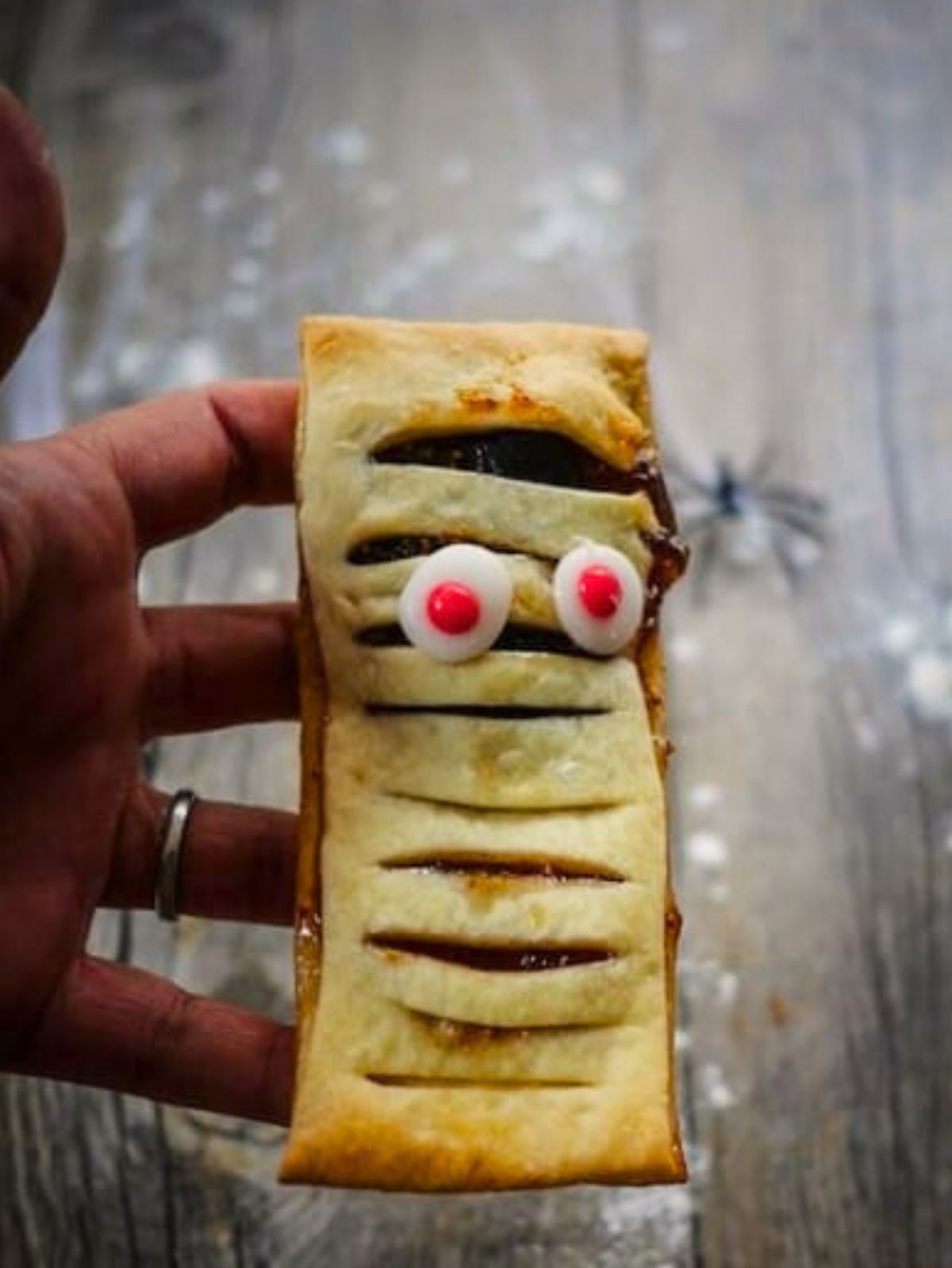Pâtisserie momie effrayante pour Halloween