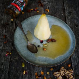 Poire pochée, infusion Albert Menès et biscuit étoile