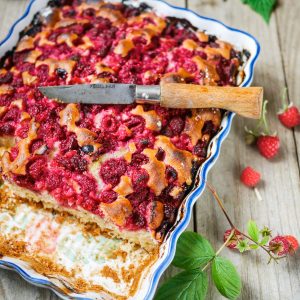 Tarte aux framboises maison, couteau Pradel, rustique