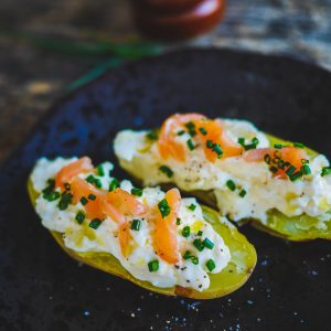 Pommes de terre farcies au saumon et ciboulette