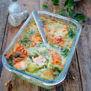 Gratin pommes de terre épinards saumon