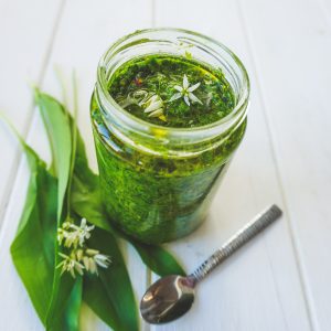 pesto ail des ours à la poudre d'amande