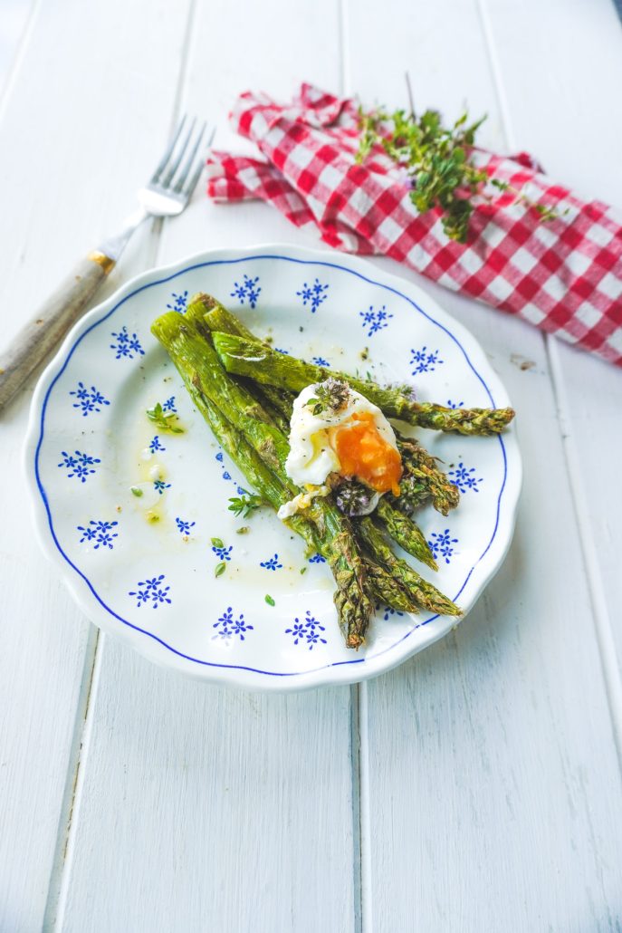 Asperges oeufs mollets 