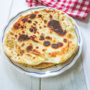 cheese naan pâte à pizza