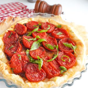 tarte à la tomate et aux oignons confits