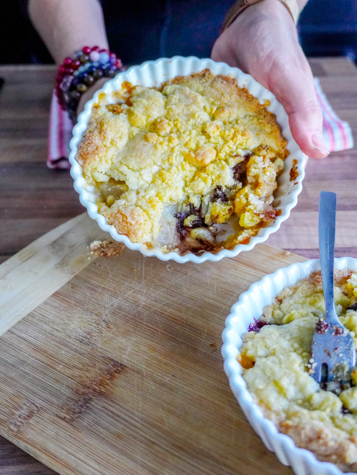 Crumble aux poires et au chocolat : Recette délicieuse et rapide