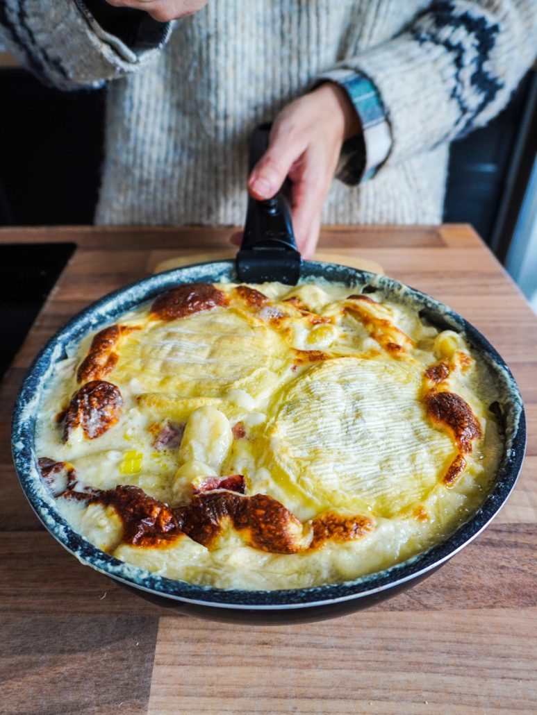 Gnocchiflette servi dans une poêle
