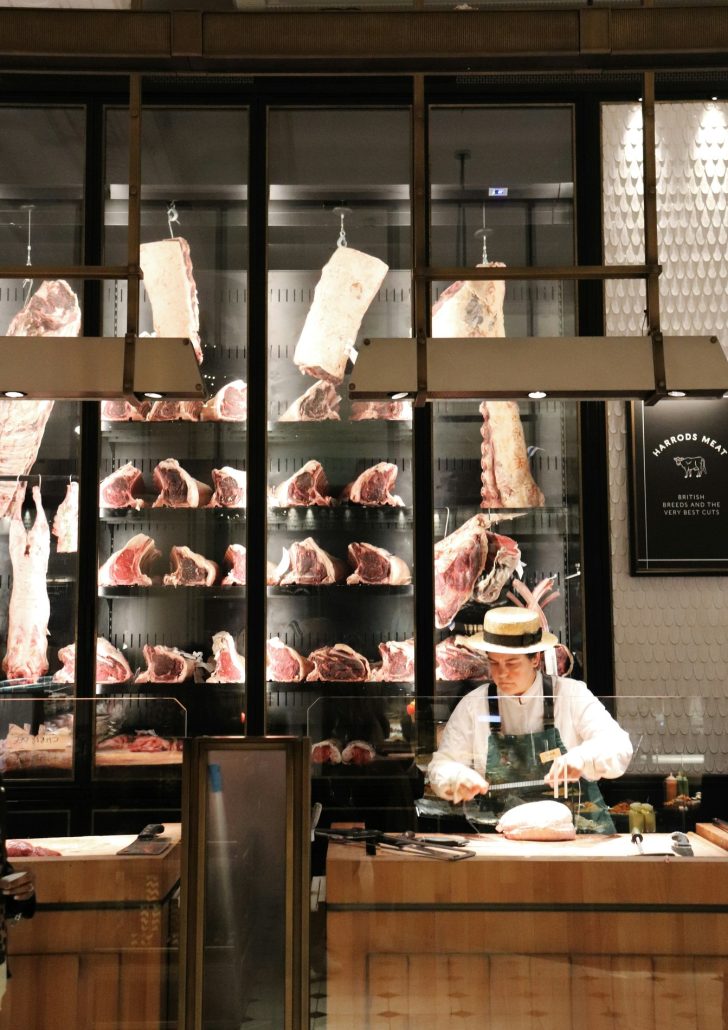 Boucher local avec viandes de qualité