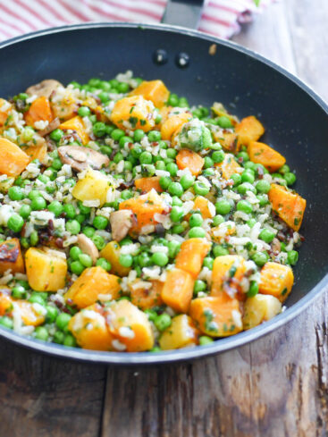 Poêlée de légumes : pois, potimarron, champignons et riz.