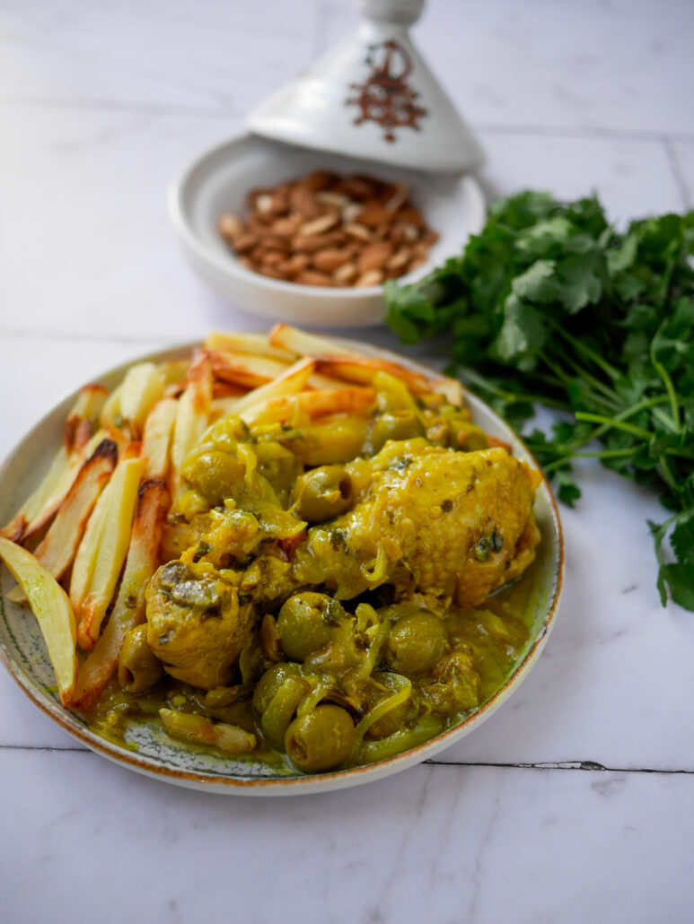Tajine poulet olives et frites