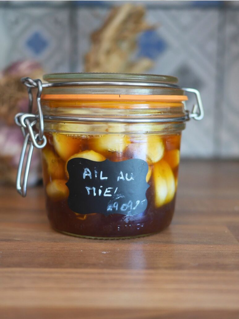 bocal d’ail au miel lacto-fermenté